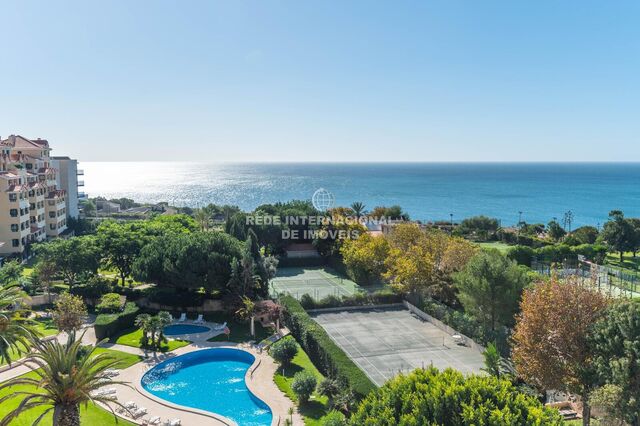 Apartment Duplex sea view 4 bedrooms Gandarinha Cascais - balcony, tennis court, store room, swimming pool, terrace, garden, sea view