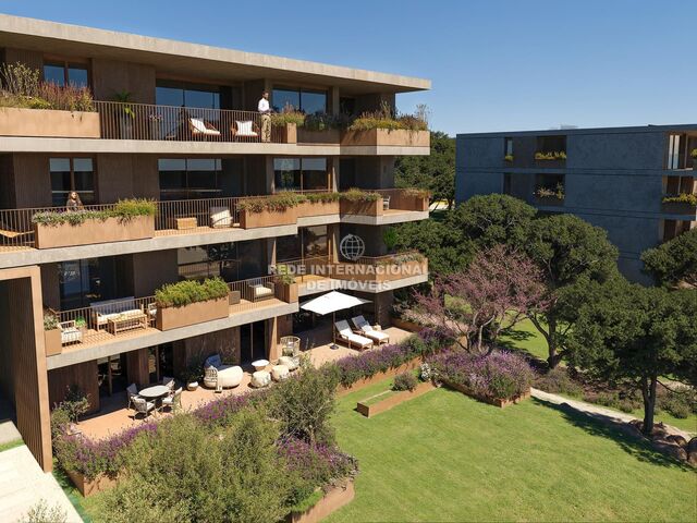 Apartment Luxury 2 bedrooms Belas Clube de Campo Sintra - swimming pool, garden, balconies, balcony, playground, tennis court