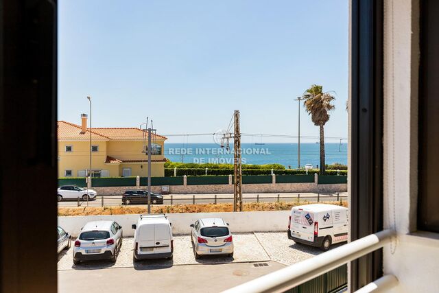 House in the center V3 Bairro de Santa Teresinha Cascais - sea view, solar panels, terrace, garage, fireplace, barbecue, central heating, garden, parking lot