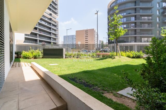 Apartamento T4 Parque das Conchas Lumiar Lisboa - jardim, piscina