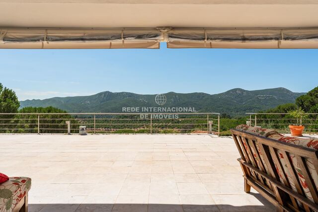 Farm V6 Setúbal - balcony, terrace, fireplace, alarm, garden, barbecue, air conditioning, automatic irrigation system, equipped, electricity, swimming pool