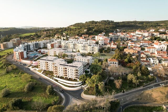 Apartamento novo T2 Carnaxide Oeiras - jardins, varanda, alarme, ar condicionado, piscina, arrecadação