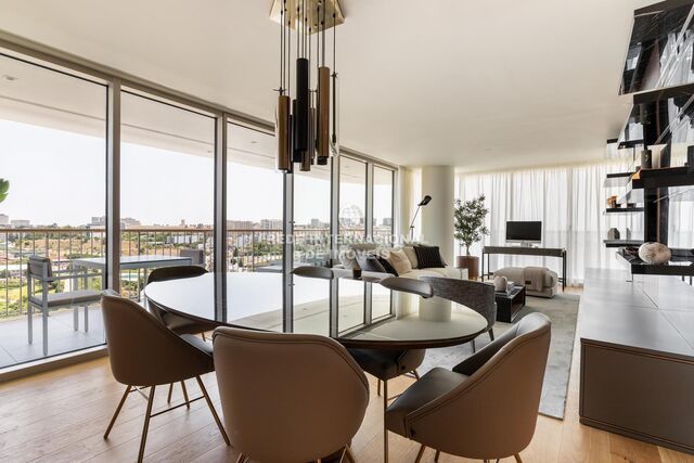 Apartamento T3 Campolide Lisboa - ar condicionado, terraços, varandas, piscina, arrecadação