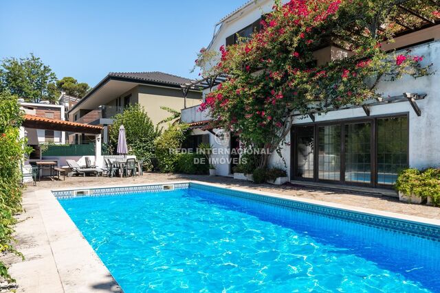 House V6 in the center Centro Cascais - swimming pool, barbecue, garden