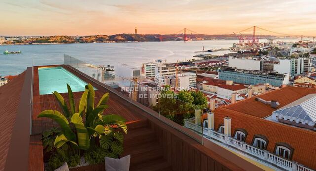 Apartment 5 bedrooms Santa Catarina Lisboa - air conditioning