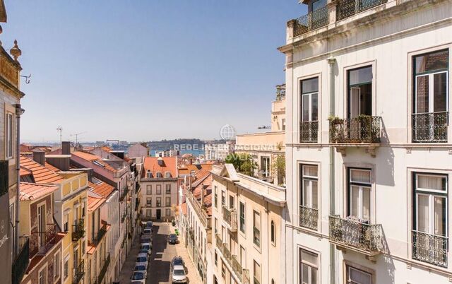 апартаменты T3 Duplex Príncipe Real Santo António Lisboa - сад, терраса, система кондиционирования, террасы