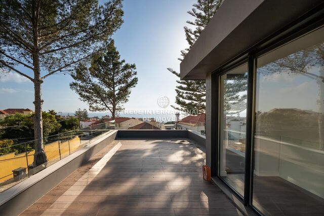 House Modern 4 bedrooms São João do Estoril Cascais - swimming pool, garage, plenty of natural light, balcony, terraces, balconies, terrace, air conditioning, gardens, garden