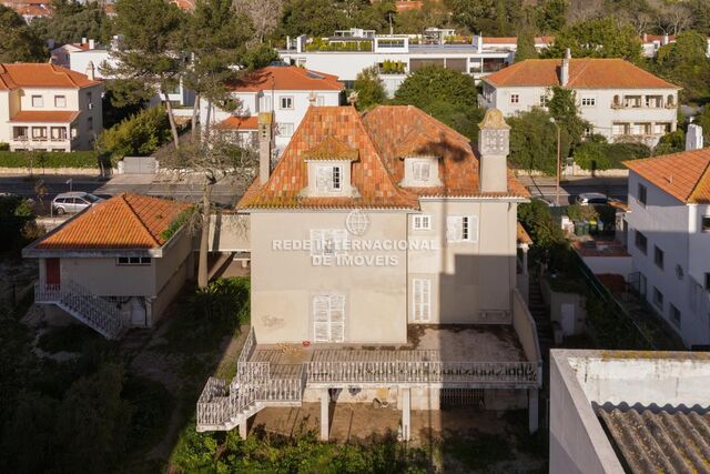 Moradia V9 nova Belém Lisboa - lareira, zonas verdes, jardim