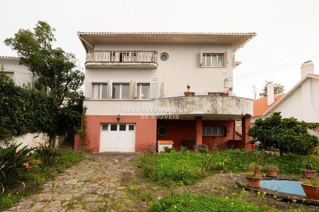 House 5 bedrooms Estoril Cascais - terraces, terrace, fireplace, garden, garage