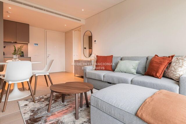 Apartamento novo T1 Braço de Prata Marvila Lisboa - arrecadação, lugar de garagem, jardins, ar condicionado