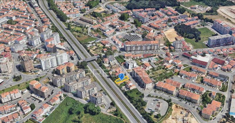 Land with 330sqm Vila Nova de Gaia