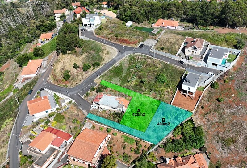 Lote com 490m2 Caniço Santa Cruz - bons acessos