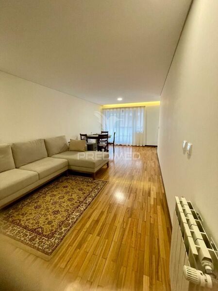 Apartment 2 bedrooms Braga - garage, kitchen, air conditioning, terrace, store room