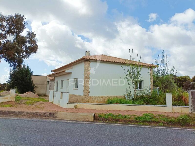 House V2 nueva Nossa Senhora das Misericórdias Ourém - attic, boiler, solar panels, garden, heat insulation, double glazing, barbecue, central heating, air conditioning