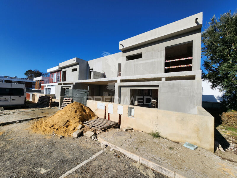 House 4 bedrooms under construction Castelo (Sesimbra) - balcony, barbecue, double glazing, air conditioning, garage, fireplace, equipped kitchen, garden