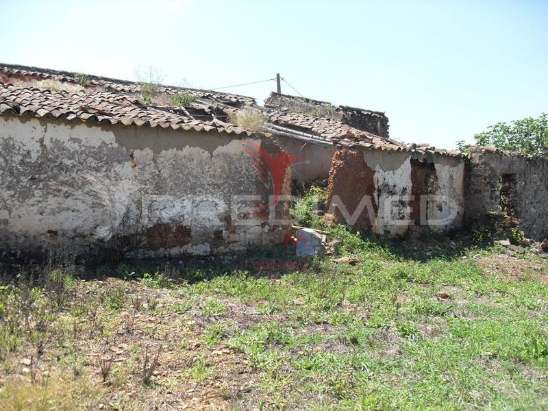дом в руинах São Bartolomeu de Messines Silves
