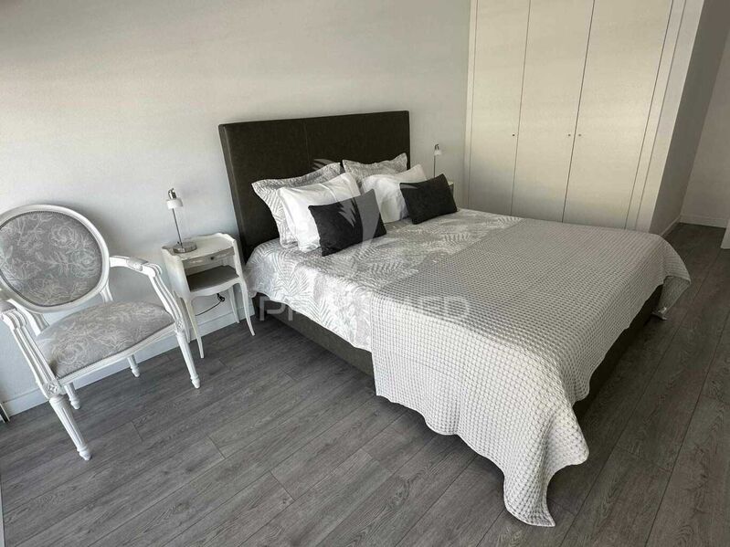 Apartment Modern T3 Peso da Régua - kitchen, parking space, solar panels, balconies, balcony, garage, air conditioning, river view, green areas