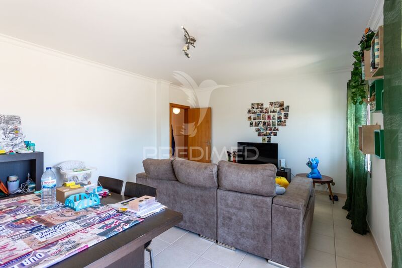 Apartment T2 Alcobaça - balcony, lots of natural light, terrace, garage