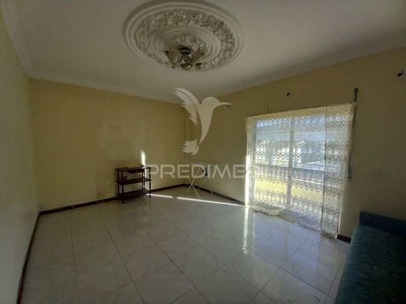 Apartment 3 bedrooms Amora Seixal - 2nd floor, balcony, equipped