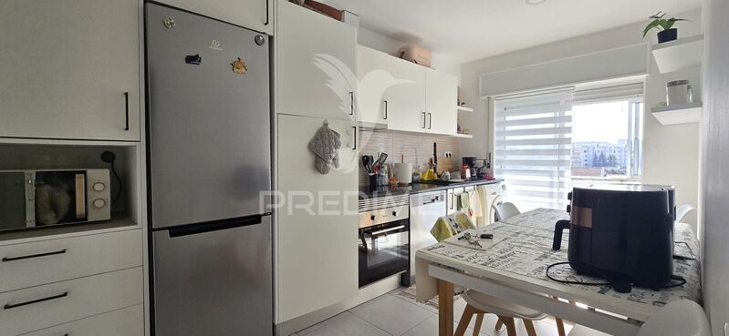 Apartment Refurbished 2 bedrooms São Sebastião Setúbal - 2nd floor, kitchen