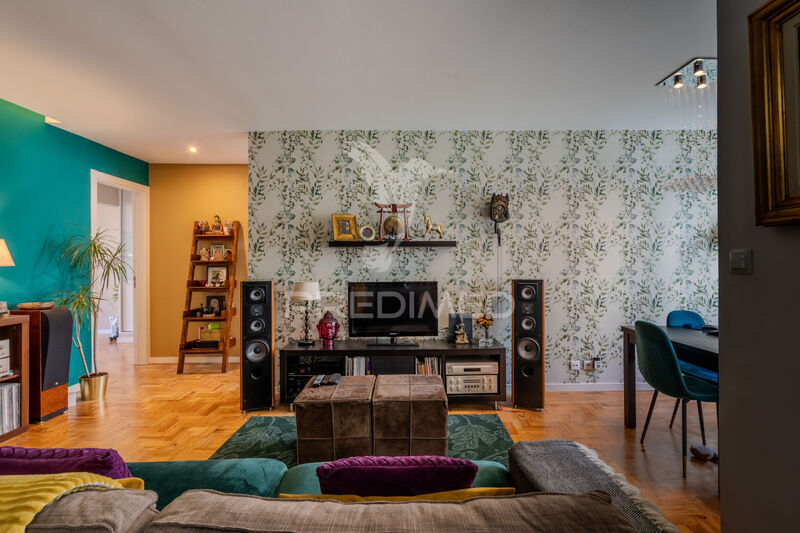 Apartment 2 bedrooms Luxury Oeiras - double glazing