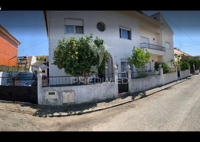 House spacious 5 bedrooms Vila Nova da Barquinha - garage, fireplace, attic