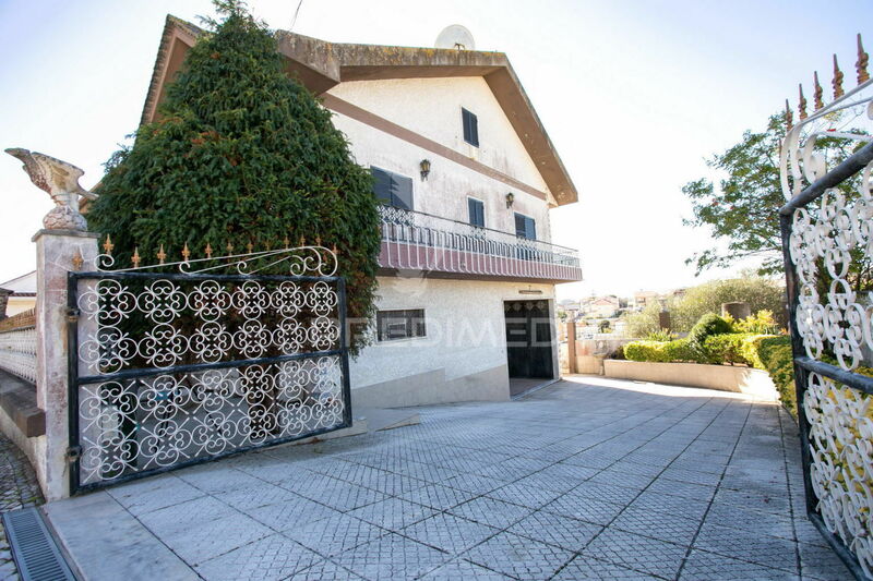 House/Villa V4 Santa Iria de Azoia Loures - , ,