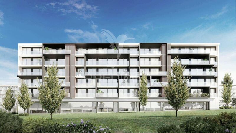 Apartment 3 bedrooms Aveiro - balconies, parking space, balcony, garage