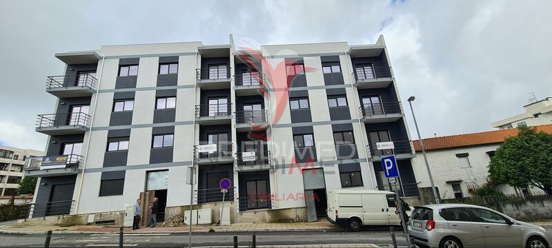 Apartment neue T2 Rio Tinto Gondomar - central heating, balcony, parking space, balconies, kitchen, thermal insulation, garage, sound insulation