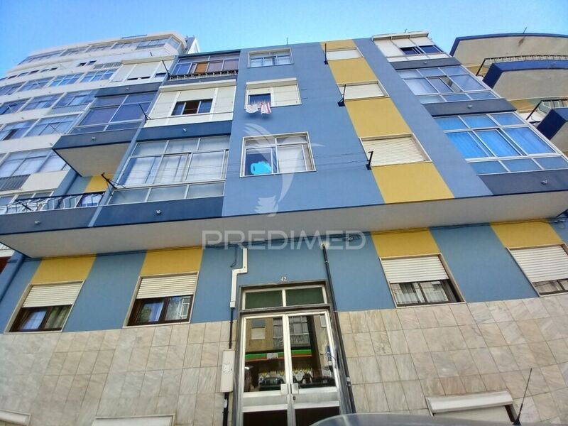 Apartment 2 bedrooms Amora Seixal - swimming pool, balcony, 2nd floor