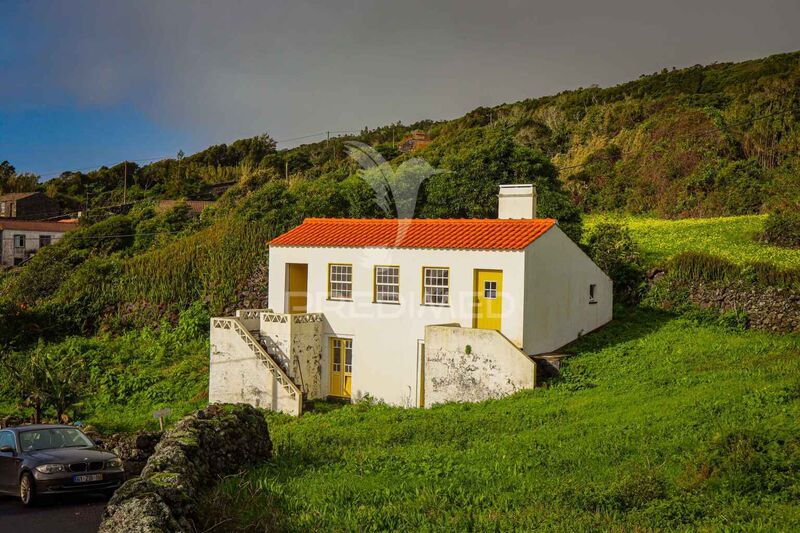 House V1 Modern Calheta de Nesquim Lajes do Pico - sea view, quiet area, swimming pool