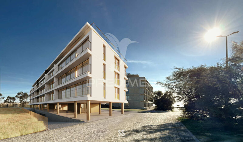 Apartamento T3 Canidelo Vila Nova de Gaia - excelente localização, varandas, garagem, cozinha equipada, isolamento acústico