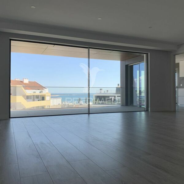 Apartment nouvel T3 Algés Oeiras - air conditioning, store room, swimming pool, alarm, solar panels, balcony, kitchen