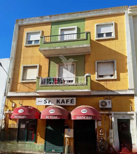 Building Urban Barreiro - balcony, yard, easy access