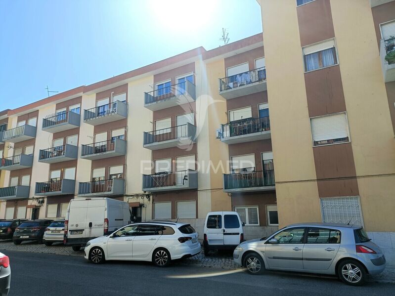 Apartment Modern 2 bedrooms Moita - balcony, thermal insulation, marquee, equipped, double glazing