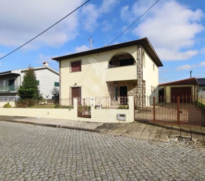 House Modern V3 Termas de São Vicente Penafiel - air conditioning, swimming pool, garage, acoustic insulation, automatic irrigation system, garden, double glazing