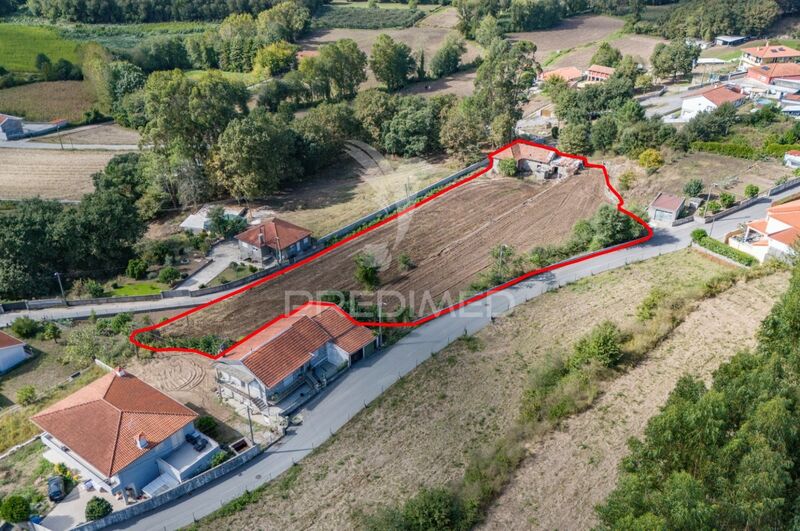 Terreno Urbano para construção Guimarães - excelente localização, poço