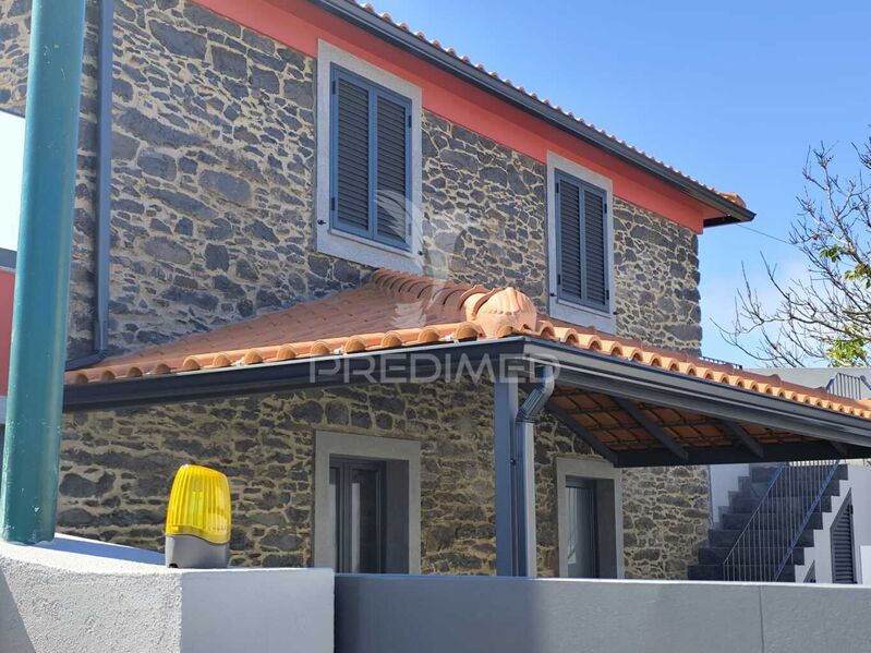 House neues V2 Ponta do Pargo Calheta (Madeira) - garage, equipped kitchen, barbecue, quiet area