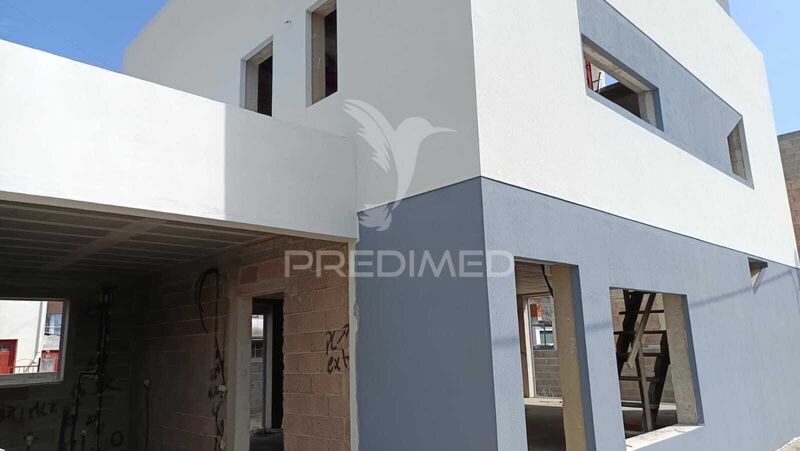 House new under construction 4 bedrooms Gafanha da Nazaré Ílhavo - terrace, barbecue, garage, equipped kitchen