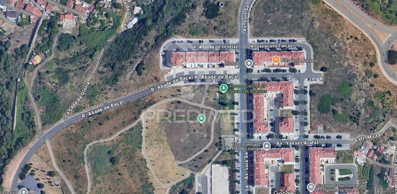 Plot nieuw with 308sqm Mina de Água Amadora