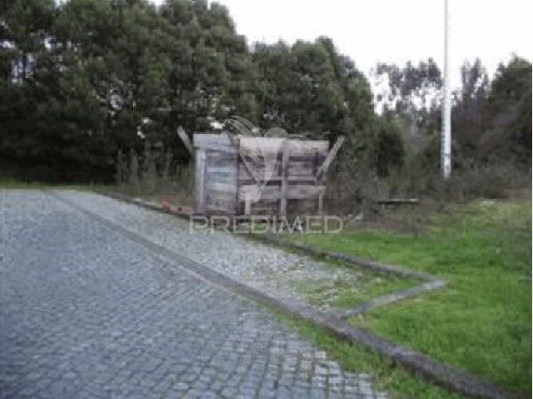 Terreno Rústico com 960m2 Mozelos Santa Maria da Feira