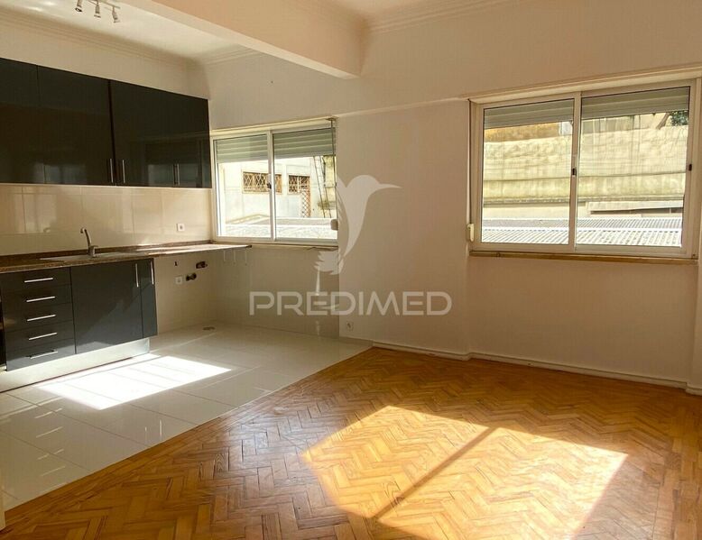 Apartamento T2 São Domingos de Benfica Lisboa - jardim, 1º andar