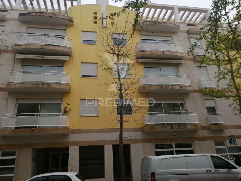 Apartment T2 Parque das Nações Lisboa - garage, terrace, kitchen, store room, fireplace, balcony, 4th floor, double glazing
