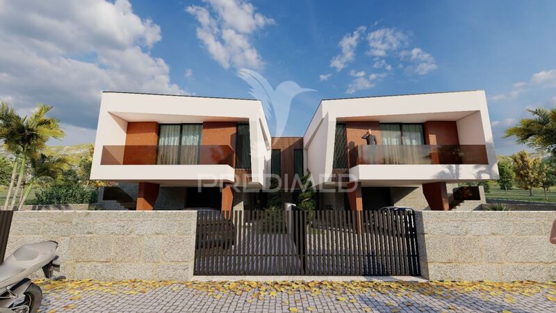 Lote de terreno novo com 1114m2 Guimarães