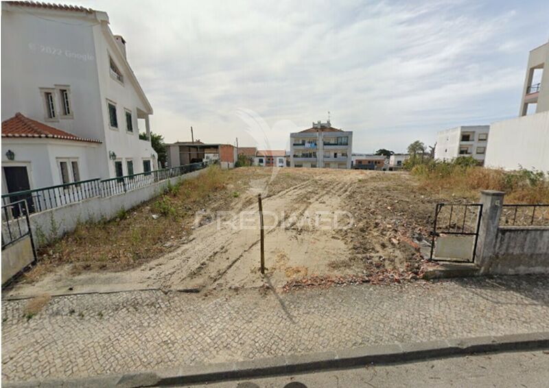 Land Urban with 967sqm Corroios Seixal