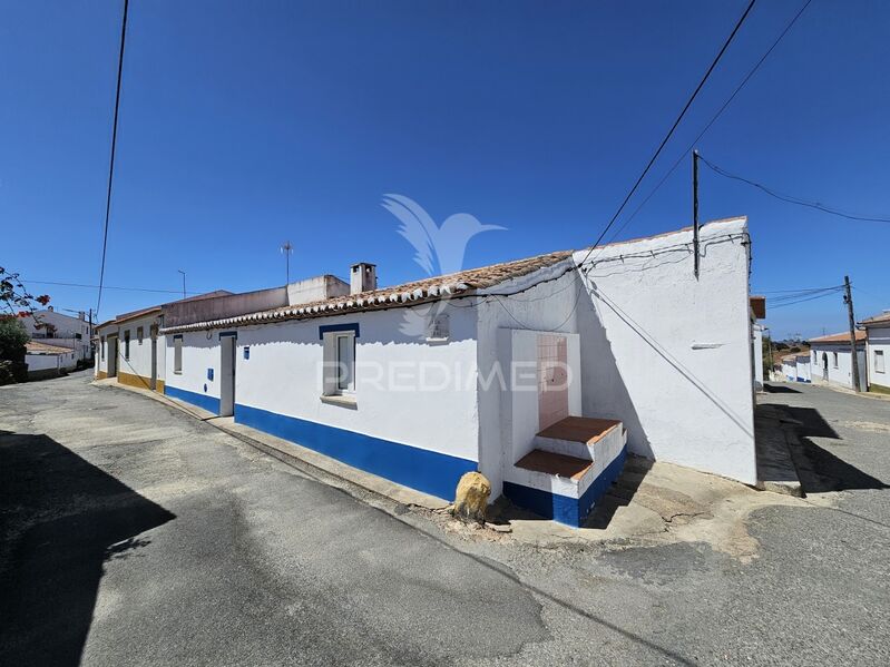 House V4 Single storey in good condition Ourique - fireplace, swimming pool, backyard, garden