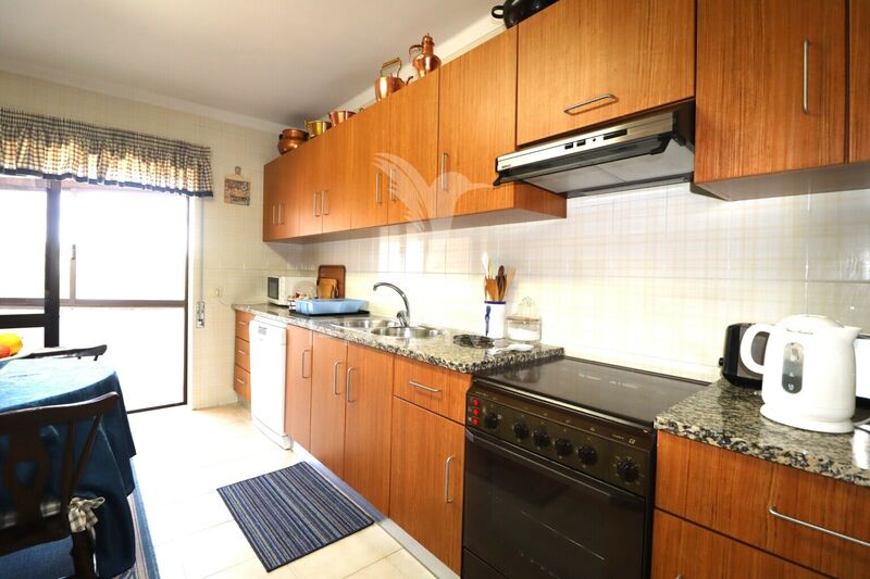 Apartamento T3 Fátima Ourém - lareira, cozinha equipada, arrecadação, varandas, sótão