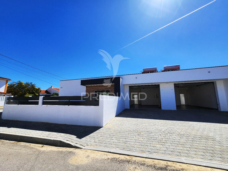 House nouvelle V4 Setúbal - fireplace, swimming pool, garden, solar panels, parking lot, garage, double glazing, barbecue, alarm, video surveillance