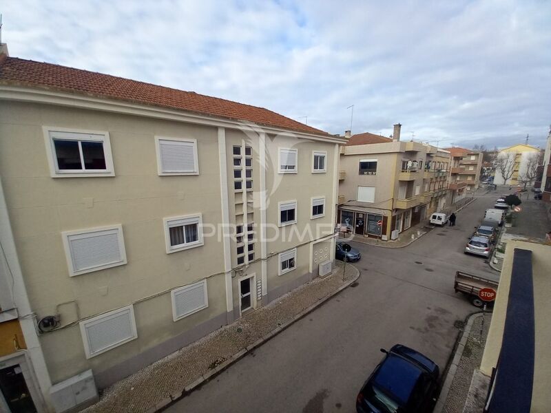 Apartment Refurbished T2 Barreiro - swimming pool, balcony