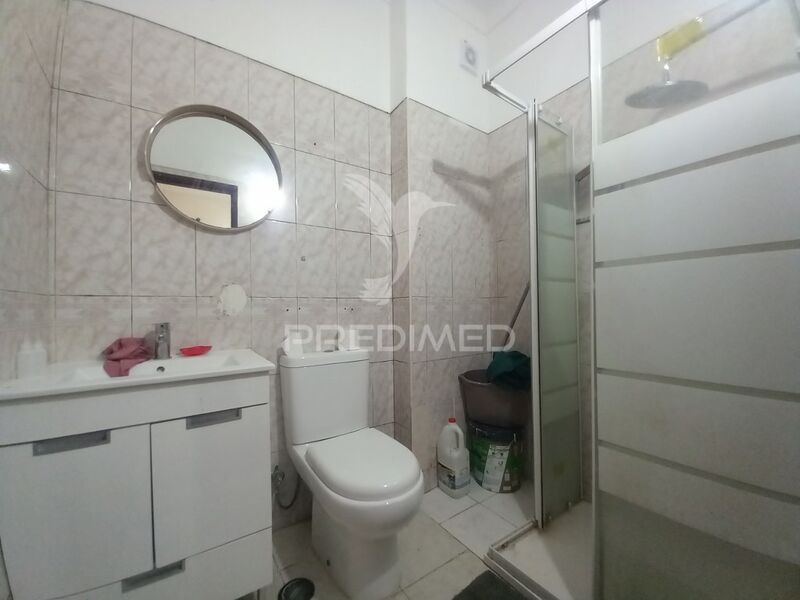 Apartamento Moderno T2 Barreiro - varanda